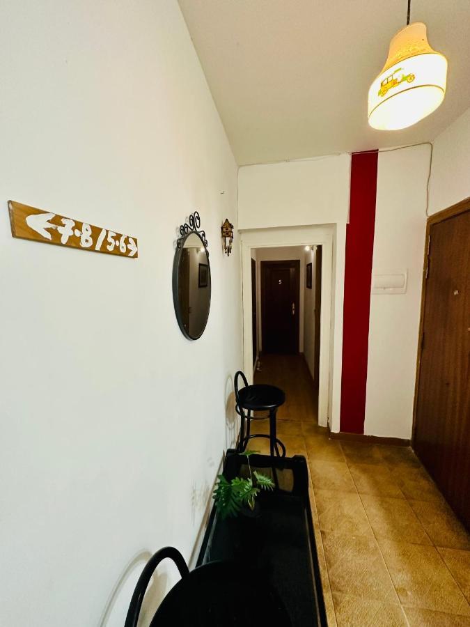 Punta Me Rooms Near The Gran Via มาดริด ภายนอก รูปภาพ