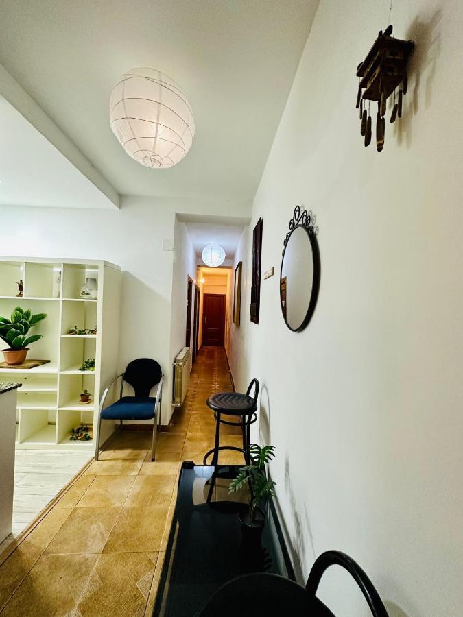 Punta Me Rooms Near The Gran Via มาดริด ภายนอก รูปภาพ